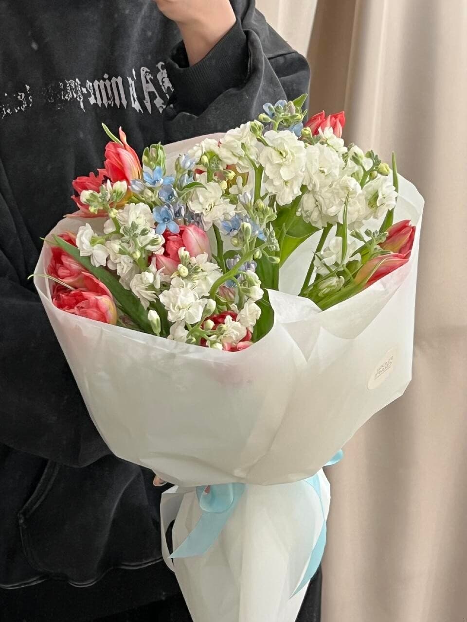 Букет с тюльпанами