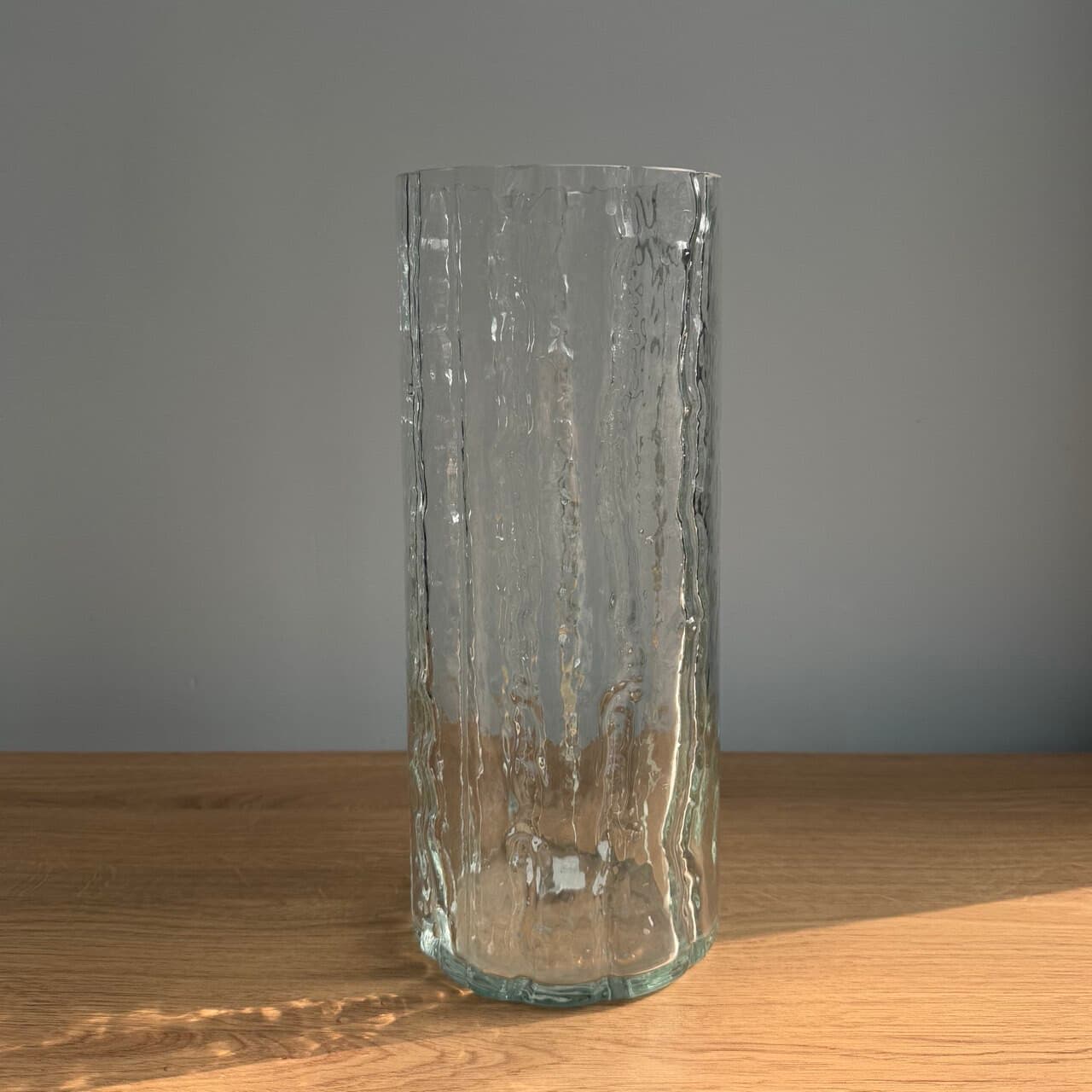 Ваза Лед высокая